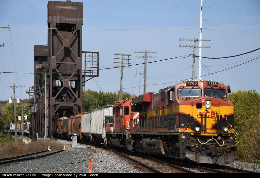 Manifest rolls east off the bridge